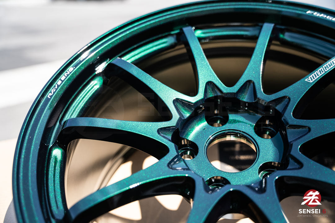 Volk CE28N-Plus / 18x9.5 +38 / 5x114.3 / Racing Green (IG)