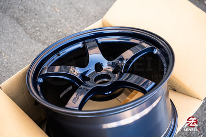 Gram Lights 57CR / 18x9.5 +22 / 5x114.3 / Eternal Blue Pearl (EBP)