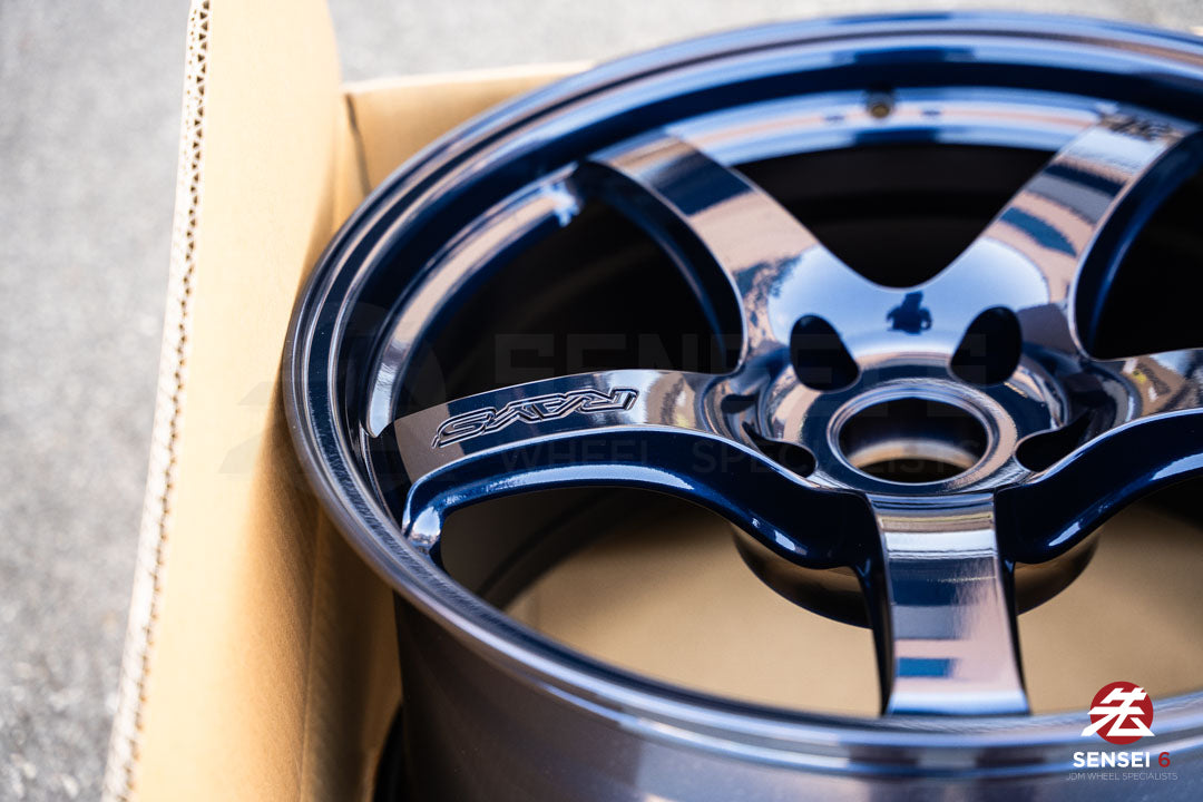 Gram Lights 57CR / 18x9.5 +22 / 5x114.3 / Eternal Blue Pearl (EBP)