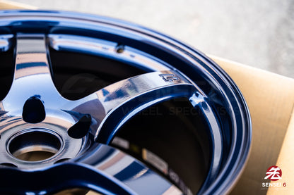 Gram Lights 57CR / 18x9.5 +22 / 5x114.3 / Eternal Blue Pearl (EBP)