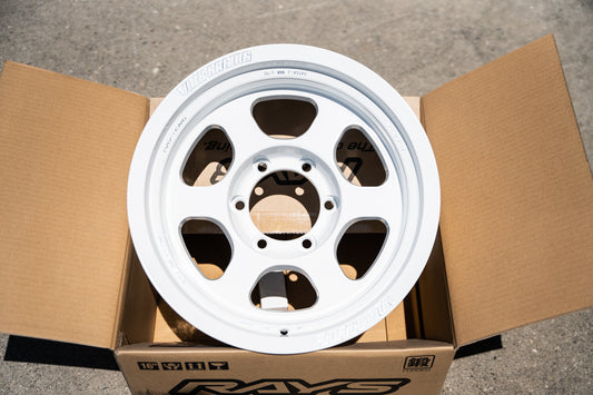 Volk TE37XT M-Spec / 16x8-20 / 6x139.7 / Blanco Dash 