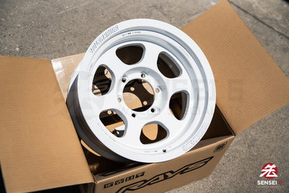 Volk TE37XT M-Spec / 16x8 -20 / 6x139.7 / Dash White (DW)