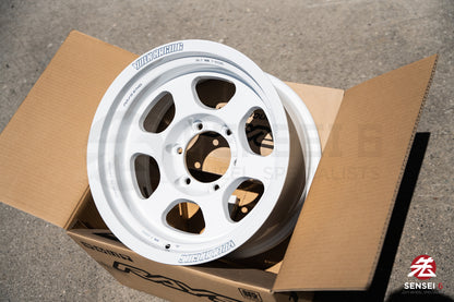 Volk TE37XT M-Spec / 16x8 -20 / 6x139.7 / Dash White (DW)