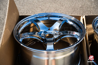 Gram Lights 57CR / 18x9.5 +38 / 5x100 / Chrome
