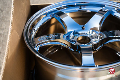 Gram Lights 57CR / 18x9.5 +38 / 5x100 / Chrome