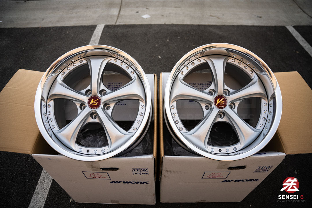 Work VSKF# / 18x9.5 +22, 18x9.5 +21 / 5x114.3 / Light Gray Silver (LGS)