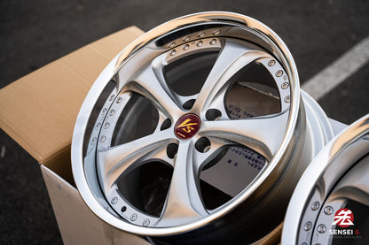 Work VSKF# / 18x9.5 +22, 18x9.5 +21 / 5x114.3 / Light Gray Silver (LGS)