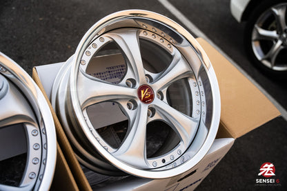 Work VSKF# / 18x9.5 +22, 18x9.5 +21 / 5x114.3 / Light Gray Silver (LGS)