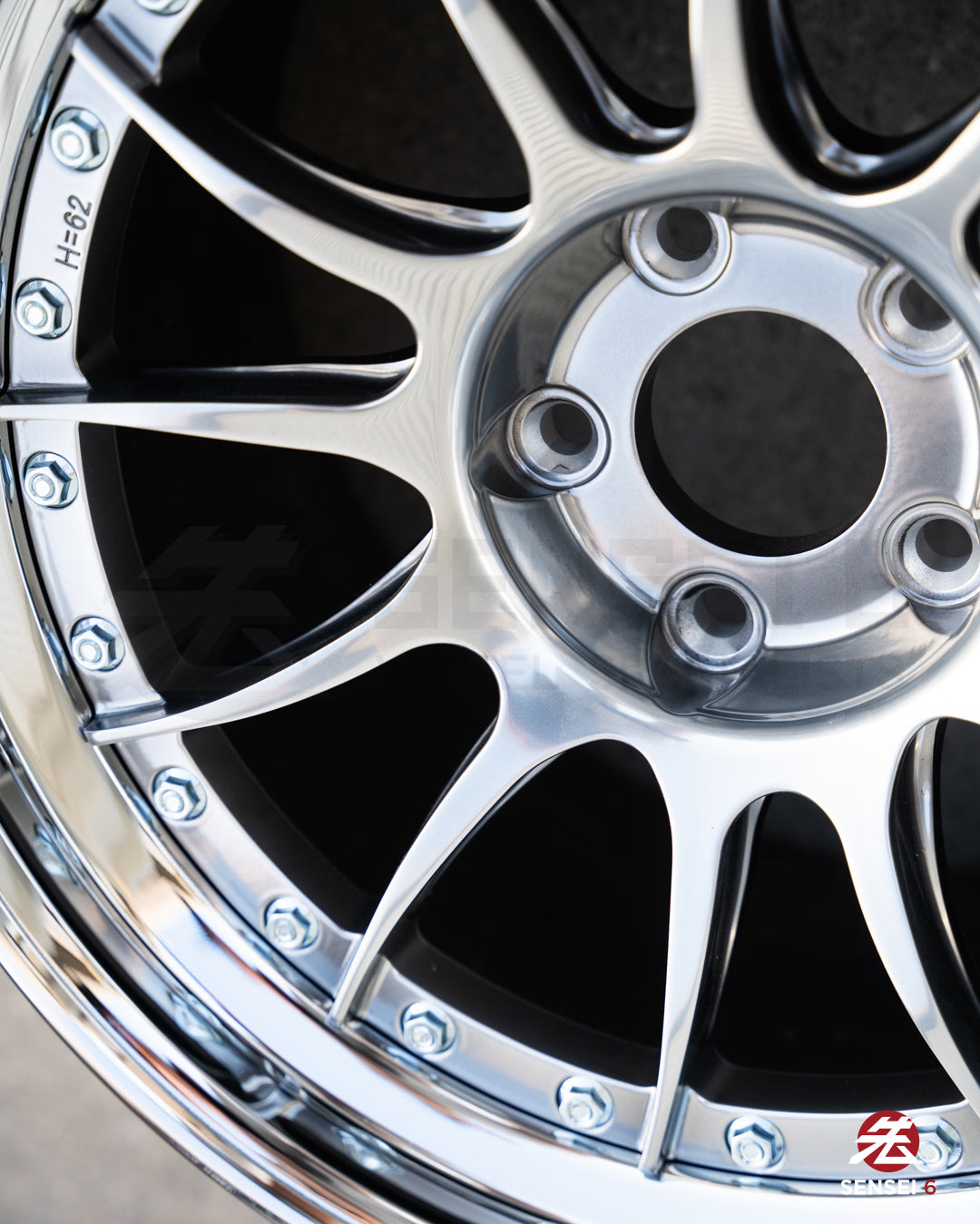 Ruedas NTM Pista de 18" [borde escalonado] (ruedas usadas, hechas a pedido)