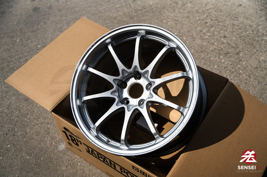 Volk CE28N-Plus / 18x9.5 +38 / 5x120 / Plata Diamante (DS)