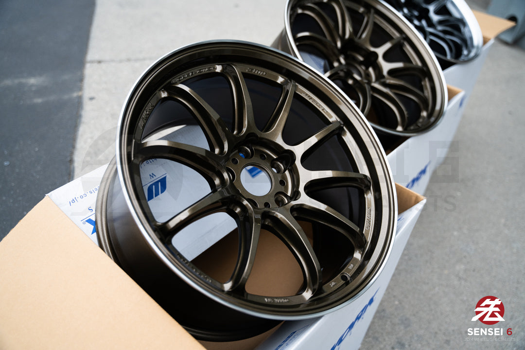 Work Emotion ZR10 1P / 18x9.5 +38 / 5x114.3 / Titanio con corte de diamante (HGLC)