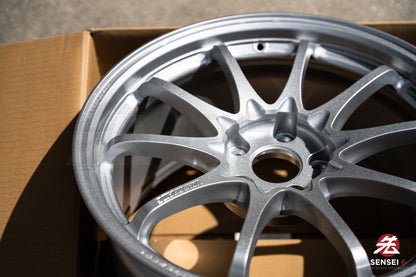 Volk CE28N-Plus / 18x9.5 +22 / 5x114.3 / Diamond Silver (DS)