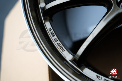 Work Emotion ZR10 1P / 18x9.5 +38 / 5x114.3 / Titanio con corte de diamante (HGLC)