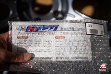 Cargar imagen en el visor de la galería, SSR GTX01 / 19x10.5 +22 / 5x114.3 / Plata oscuro
