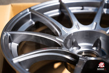 Cargar imagen en el visor de la galería, SSR GTX01 / 19x10.5 +22 / 5x114.3 / Plata oscuro
