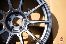 Cargar imagen en el visor de la galería, SSR GTX01 / 19x10.5 +22 / 5x114.3 / Plata oscuro
