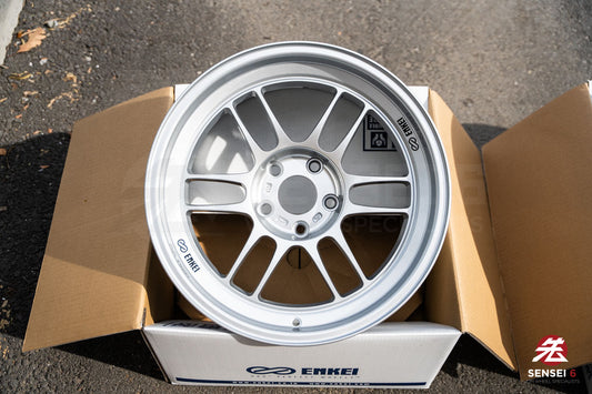 Enkei RPF1RS / 17x9 +12 / 5x114.3 / F1 Silver (S)
