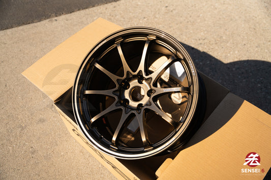 Volk CE28N-Plus / 18x9.5 +22 / 5x114.3 / Shining Bronze Metal (SZ)