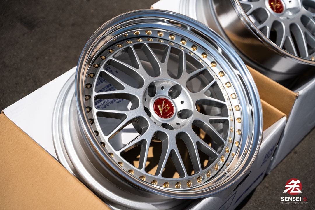 Trabajo VS-XX [Labio escalonado] / 19x9,5 -3, 19x10,5 +1 / 5x114,3 / Gris claro plateado