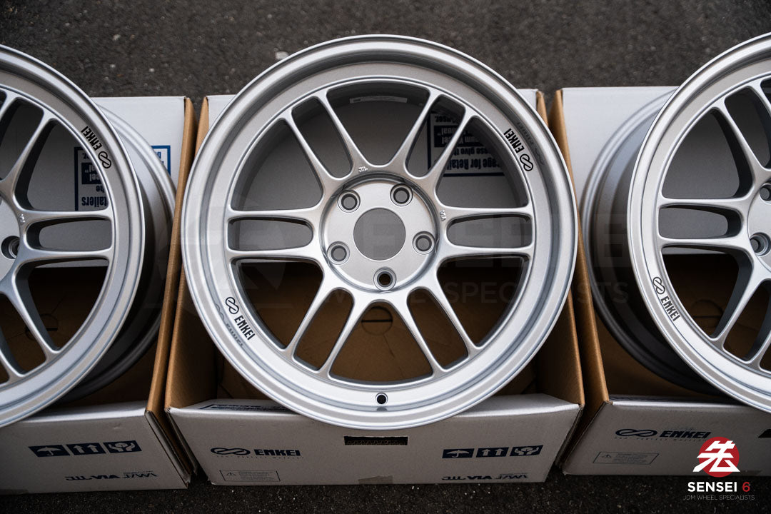 Enkei RPF1 / 17x9 +35 / 5x114.3 / F1 Silver (S)