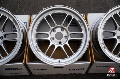 Enkei RPF1 / 17x9 +35 / 5x114.3 / F1 Silver (S)