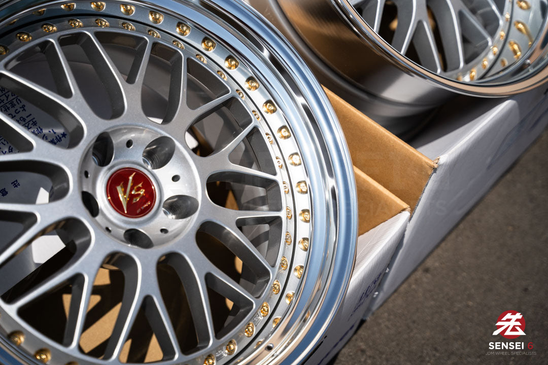 Trabajo VS-XX [Labio escalonado] / 19x9,5 -3, 19x10,5 +1 / 5x114,3 / Gris claro plateado