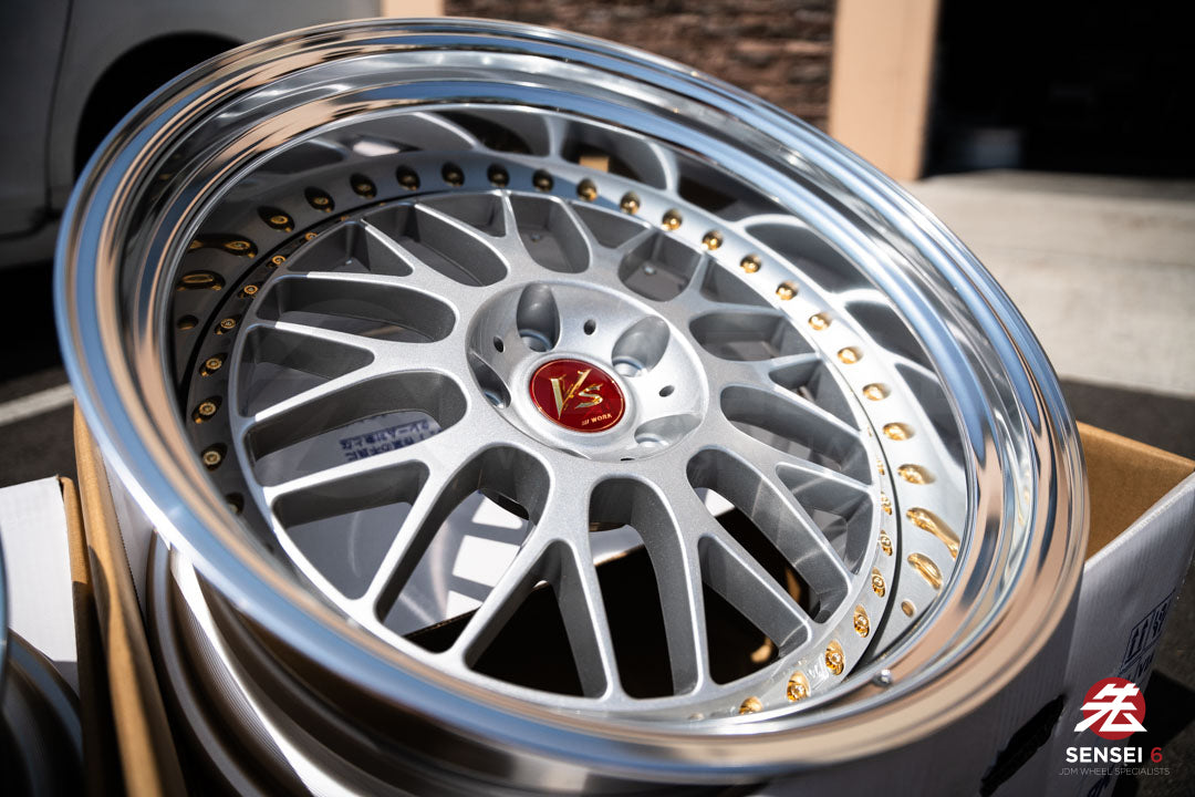 Trabajo VS-XX [Labio escalonado] / 19x9,5 -3, 19x10,5 +1 / 5x114,3 / Gris claro plateado