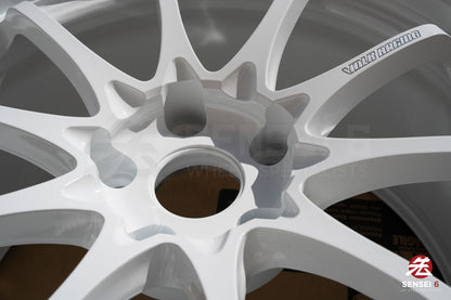 Volk CE28N-Plus M-Spec / 18x10 +40 / 5x120 / Dash White (DW)