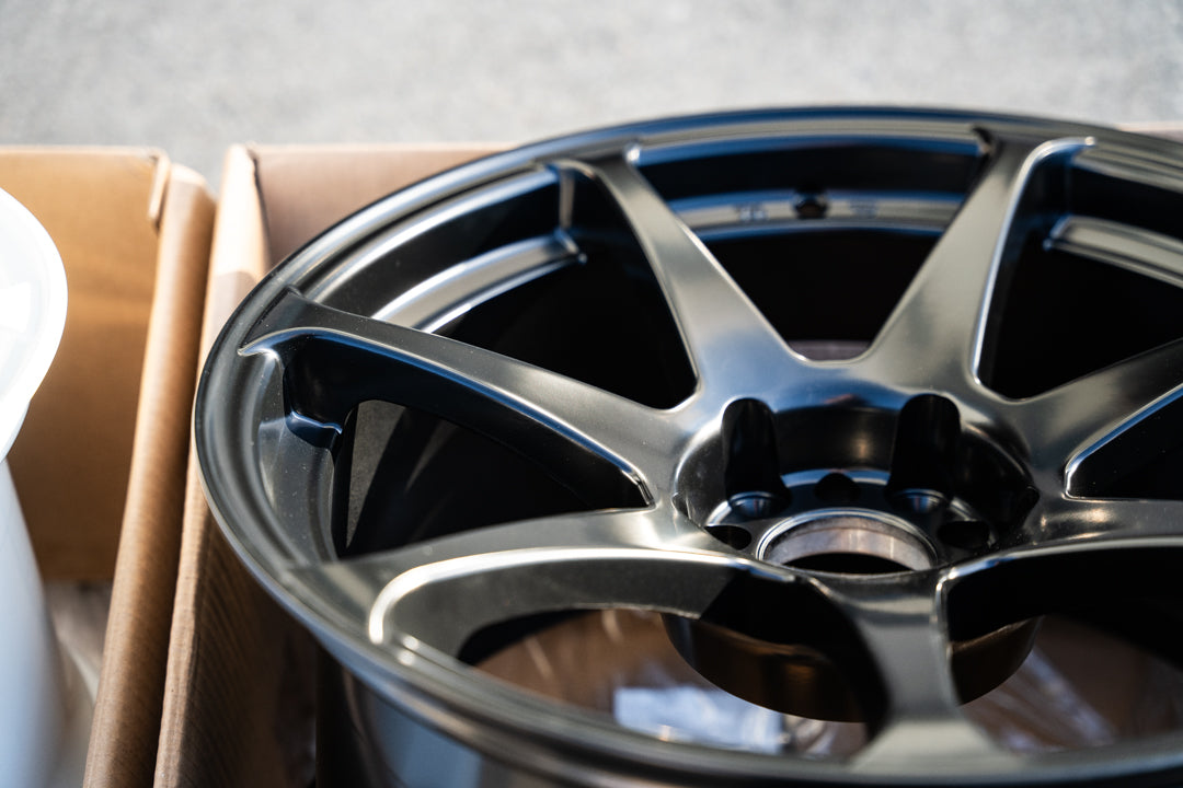 CST Zero-1 Hyper / 18x9.5 +15 / 5x114.3 / Negro mate (FBK)