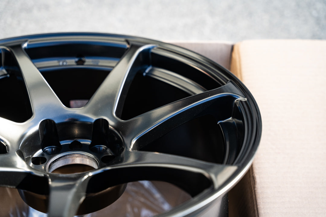 CST Zero-1 Hyper / 18x9.5 +15 / 5x114.3 / Negro mate (FBK)