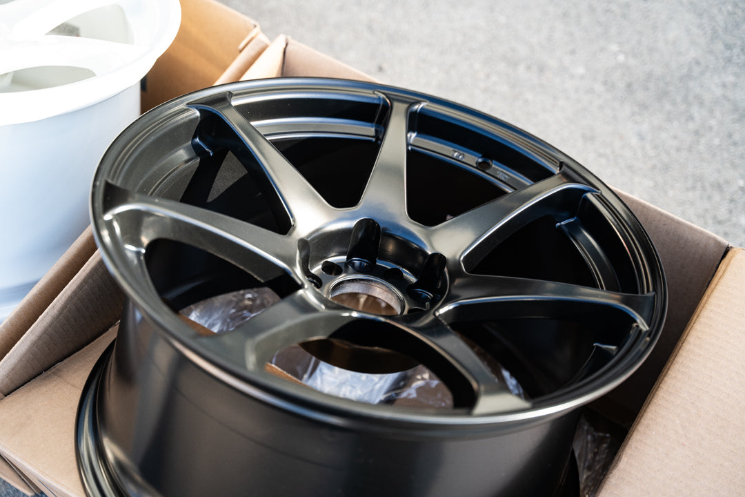 CST Zero-1 Hyper / 18x9.5 +15 / 5x114.3 / CST Metal Coat