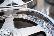 Load image into Gallery viewer, 18" Veilside Andrew V [Reverse Lip] (Used Wheels Built to Order)
