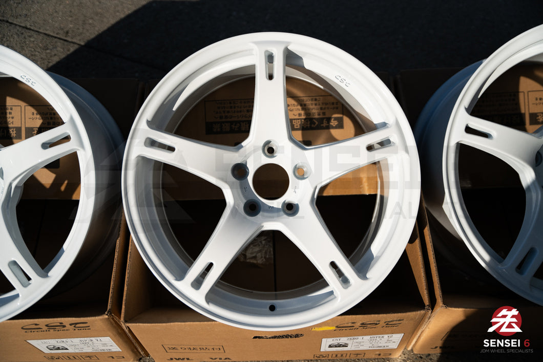 CST Zero-1 Hyper V2 / 18x9.5 +30 / 5x114.3 / White