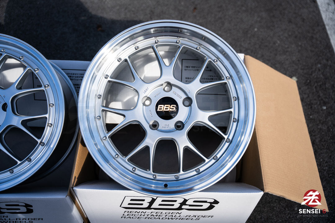 BBS LM-R / 19x8.5 +55, 19x11 +63 / 5x130 / Diamond Silver