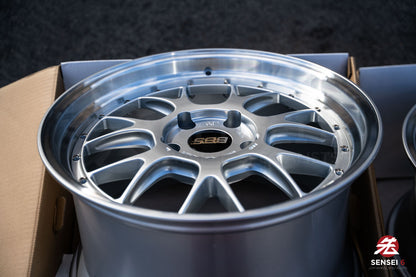 BBS LM-R / 19x8.5 +55, 19x11 +63 / 5x130 / Diamond Silver