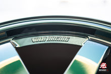 Load image into Gallery viewer, Volk TE37SL / 18x10 +40 / 5x114.3 / Racing Green
