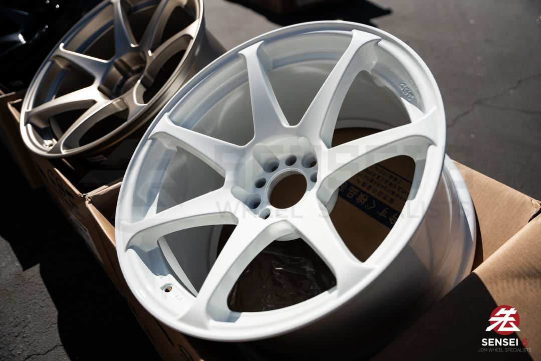 CST Zero-1 Hyper / 18x9.5 +15 / 5x114.3 / Blanco (WH)