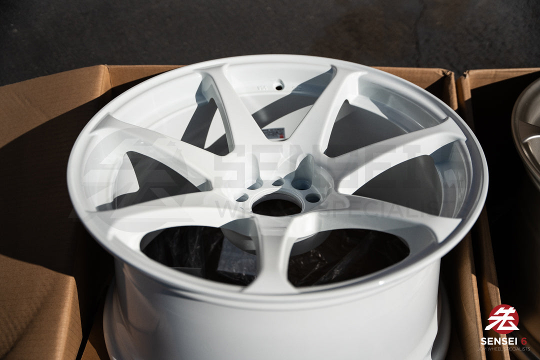 CST Zero-1 Hyper / 18x9.5 +15 / 5x114.3 / White (WH) – Sensei 6 CST Zero-1 Hyper / 18x9.5 +15 / 5x114.3 / White (WH) – Sensei 6