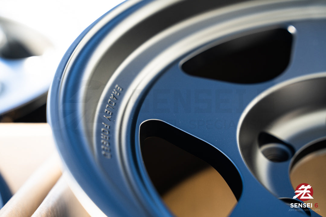 Bradley Forged Takumi / 16x8 +0 / 6x139.7 / Negro mate 