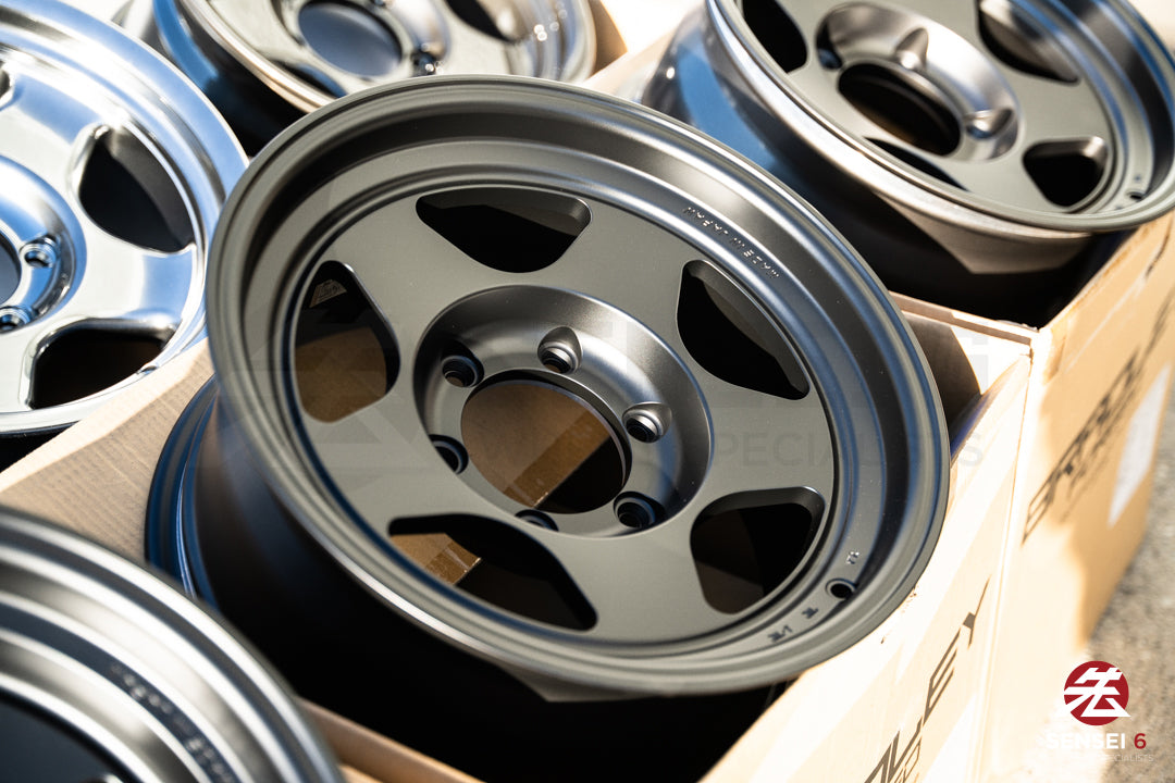 Bradley Forged Takumi / 16x8 +0 / 6x139.7 / Negro mate 