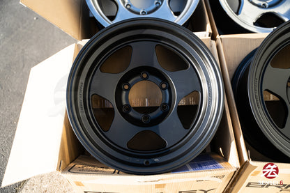 Bradley Forged Takumi / 16x8.5-30 / 6x139.7 / Negro mate 