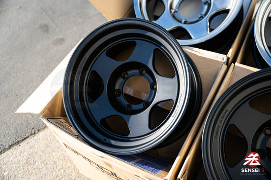 Bradley Forged Takumi / 16x8.5-30 / 6x139.7 / Negro mate 
