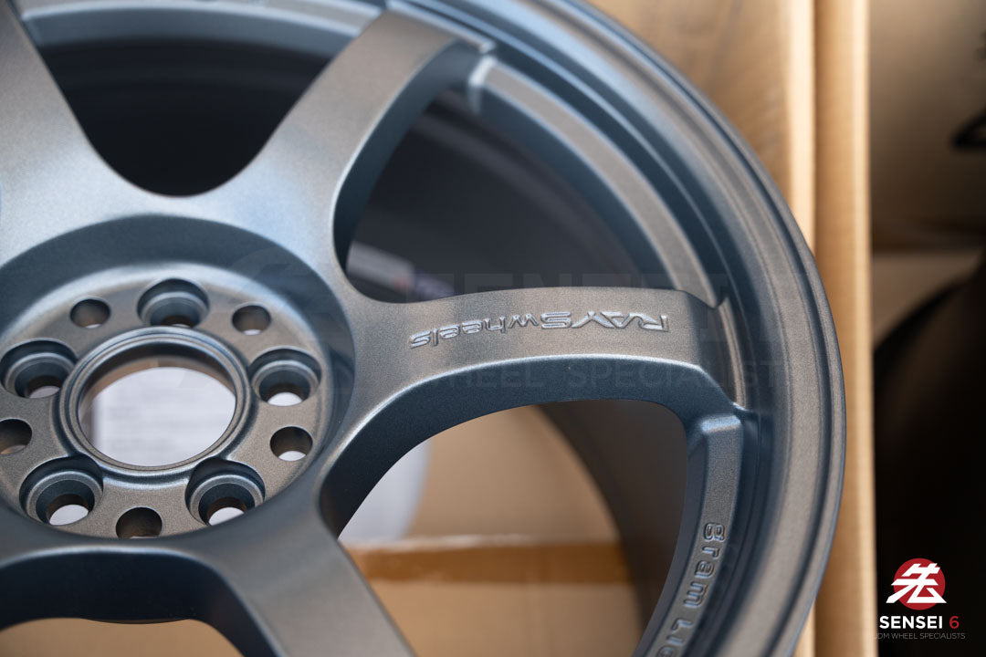 Gram Lights 57DR / 18x9.5 +38 / 5x100 / Gun Blue II (G2)
