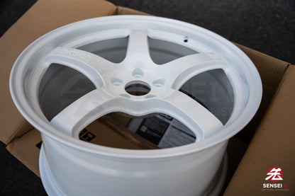 Gram Lights 57CR / 18x9.5 +38 / 5x100 / Ceramic Pearl White (CPP)