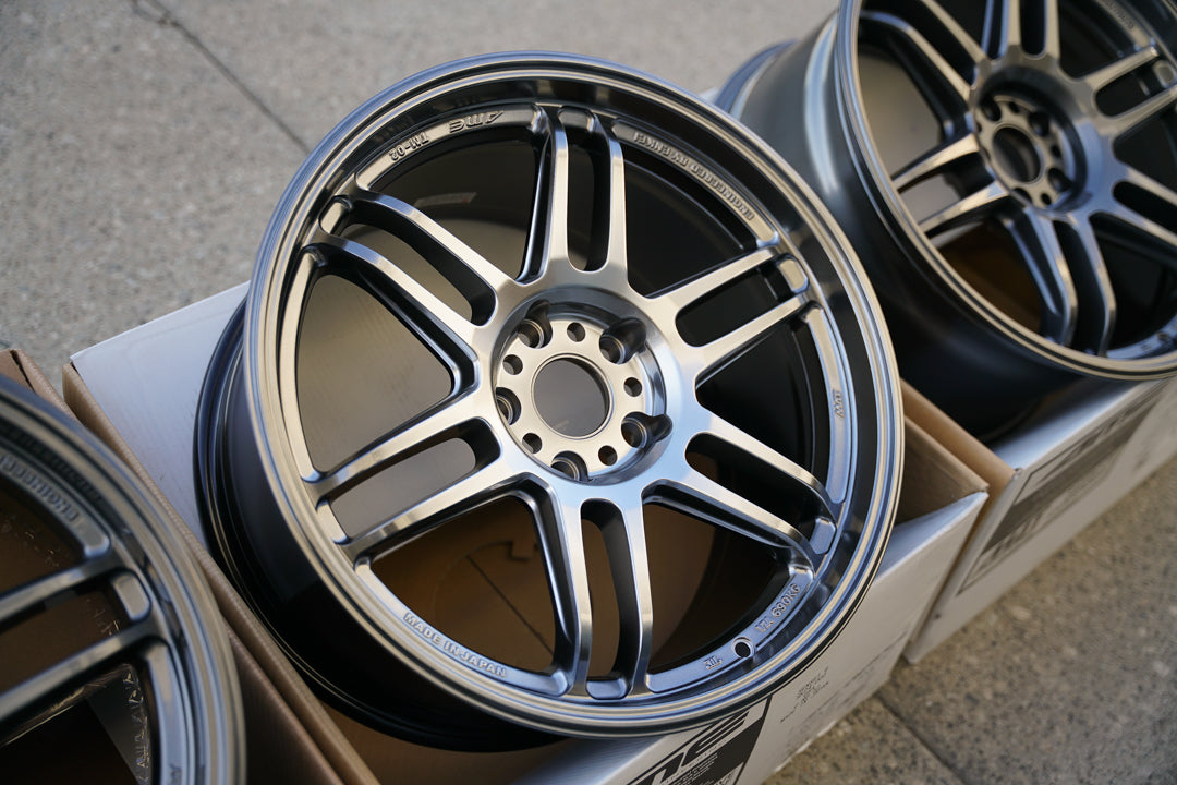 AME Tracer TM02 / 18x9.5 +38 / 5x114.3 / Hiperplata