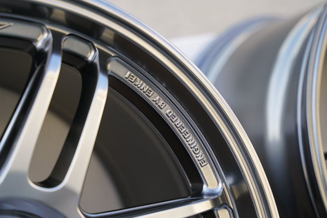 AME Tracer TM02 / 18x9.5 +38 / 5x114.3 / Hiperplata