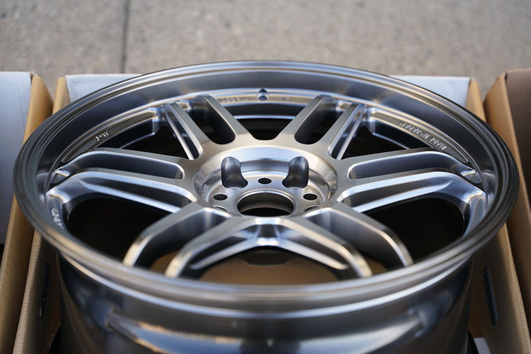 AME Tracer TM02 / 18x9.5 +38 / 5x114.3 / Hiperplata