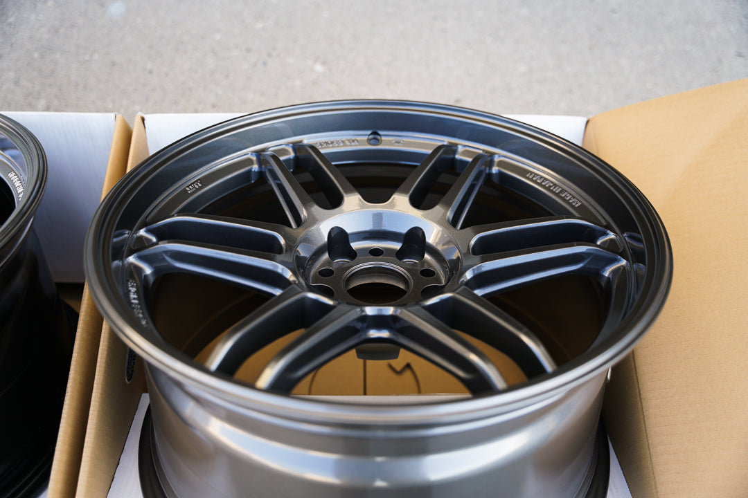 AME Tracer TM02 / 18x9.5 +22 / 5x114.3 / Negro pistola