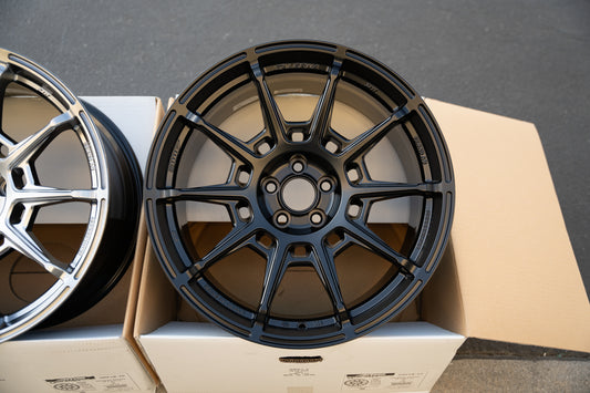 AME Galerna Refino / 18x9.5 +38 / 5x100 / Negro Mate