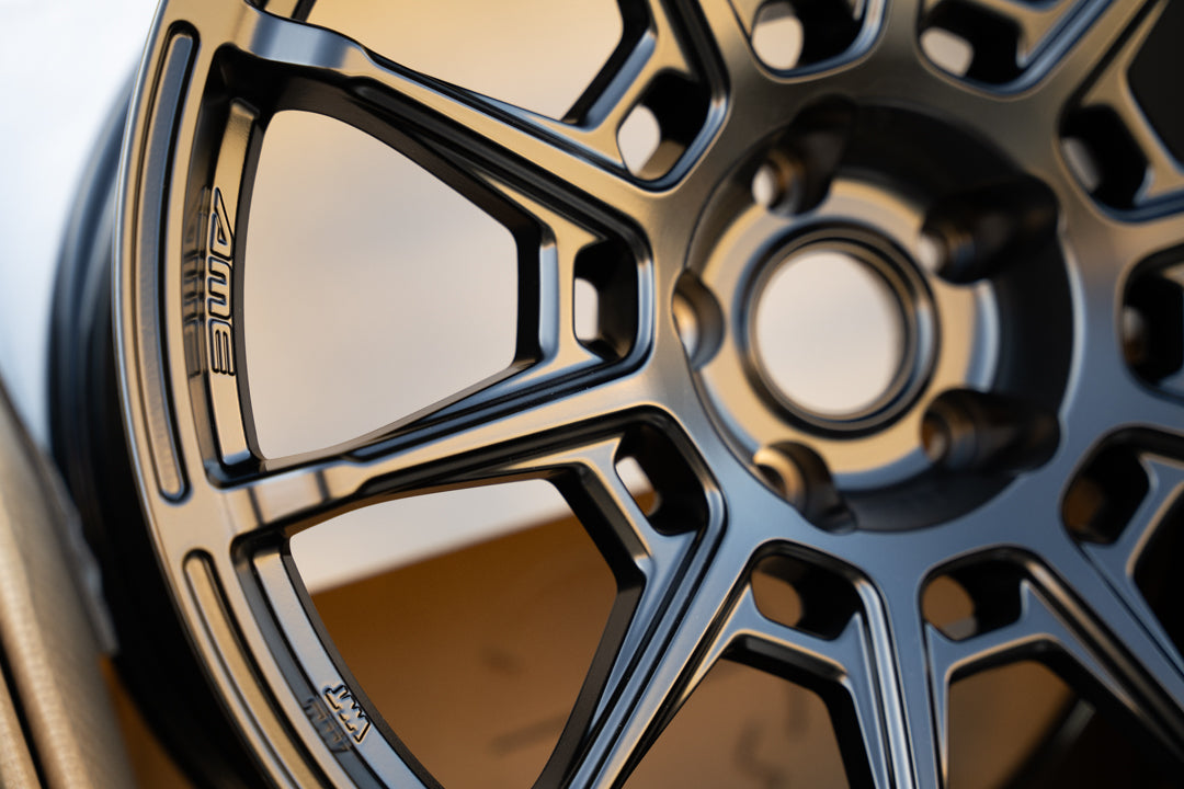 AME Galerna Refino / 18x9.5 +22 / 5x114.3 / Negro Mate